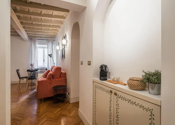 Apartamento The Rent - Spacious Two-bedroom In Old Town Roma