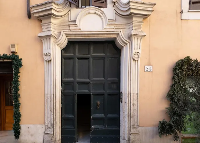 The Rent - Spacious Two-bedroom In Old Town *
