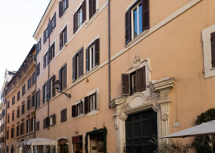 The Rent - Spacious Two-bedroom In Old Town Roma