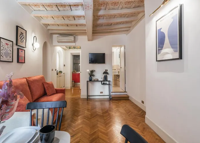 The Rent - Spacious Two-bedroom In Old Town Roma